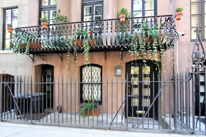 Katharine Hepburn Home - NYC - History's Homes