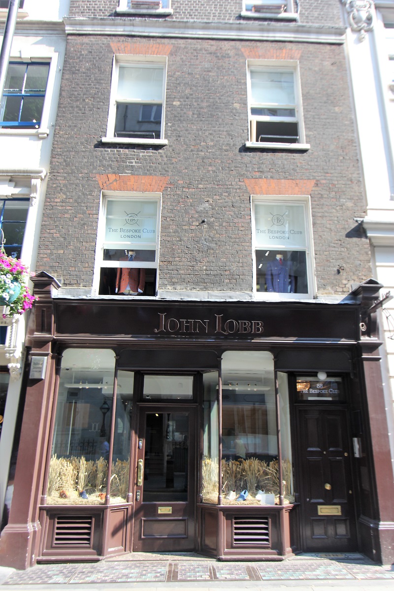Sir Isaac Newton Home - London - History's Homes