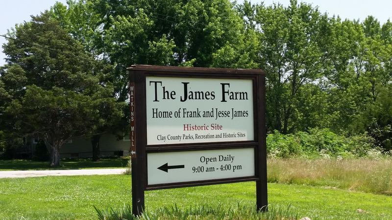 Jesse James Farm sign - MO - History's Homes