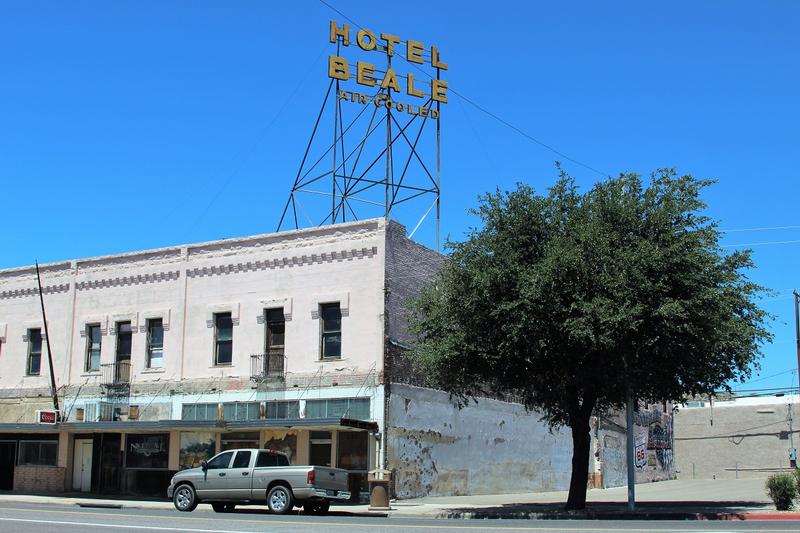 Hotel Beale - Kingman - History's Homes