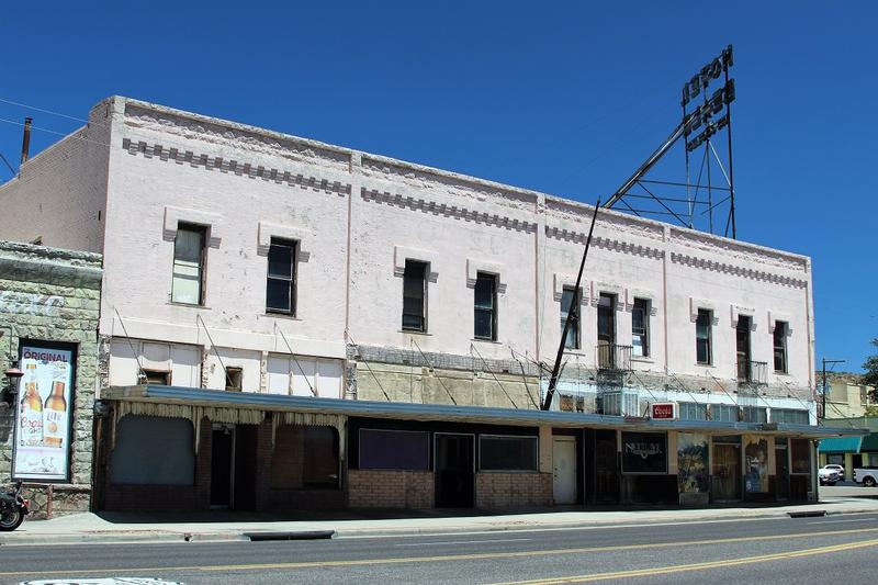 Hotel Beale - Andy Devine Avenue - History's Homes