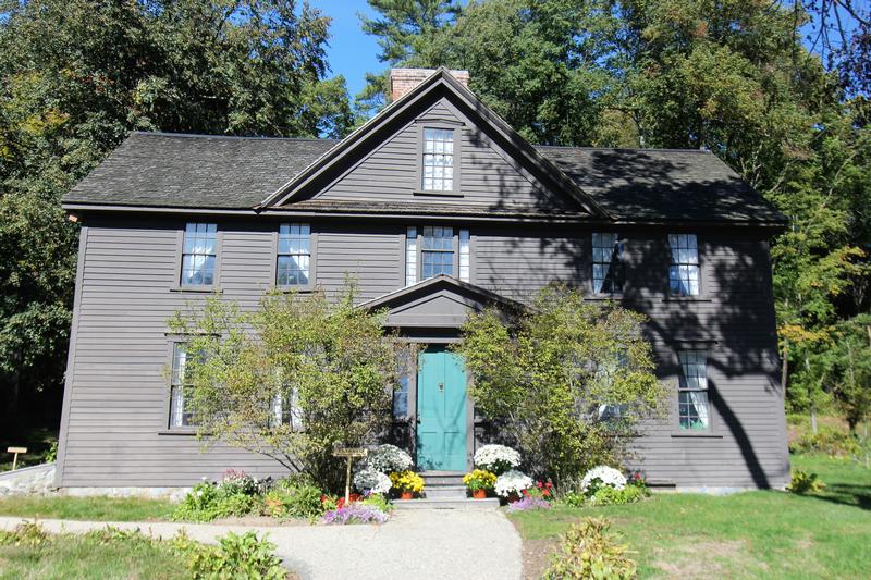 Louisa May Alcott Home - Concord - History's Homes