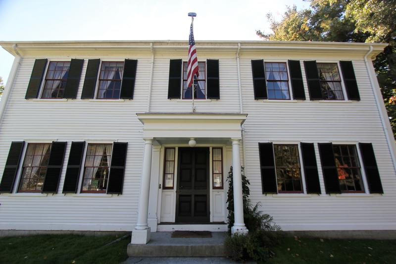 Ralph Waldo Emerson House - MA - History's Homes