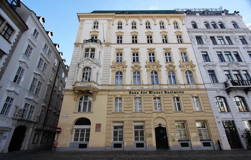 Mozart Home Site - Vienna - History's Homes