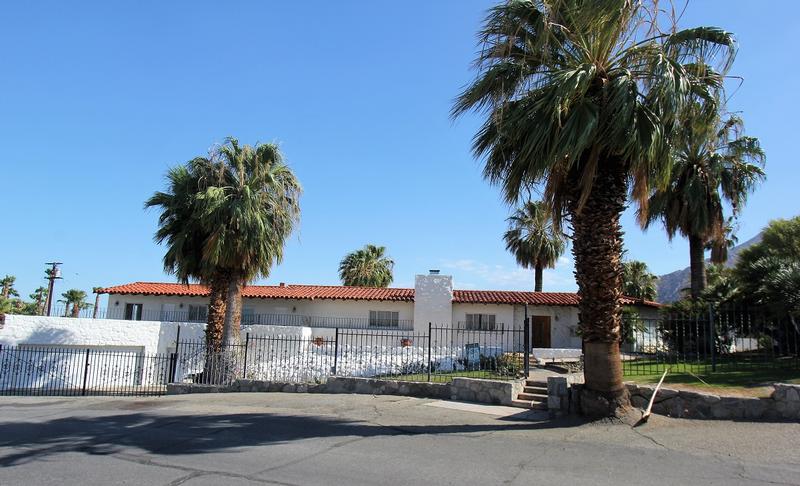 Elvis Presley Home - Palm Springs - History's Homes