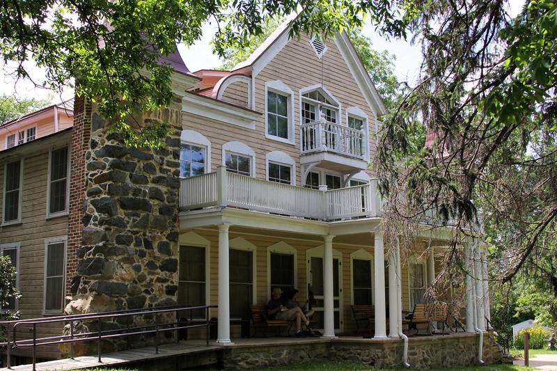 Clara Barton Home - Glen Echo - History's Homes