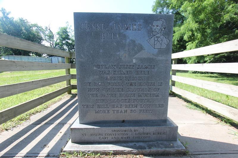 Jesse James Home Site marker - MO - History's Homes