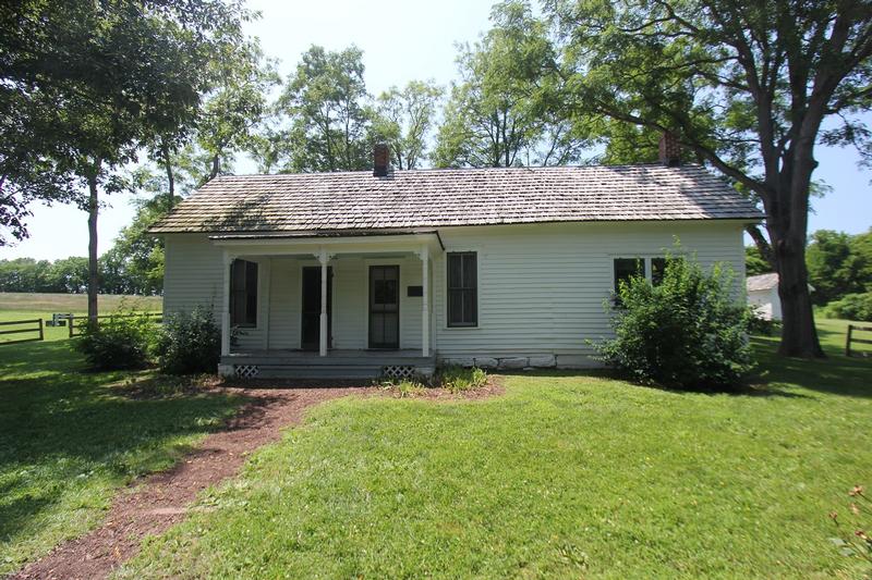 Jesse James Farm - MO - History's Homes