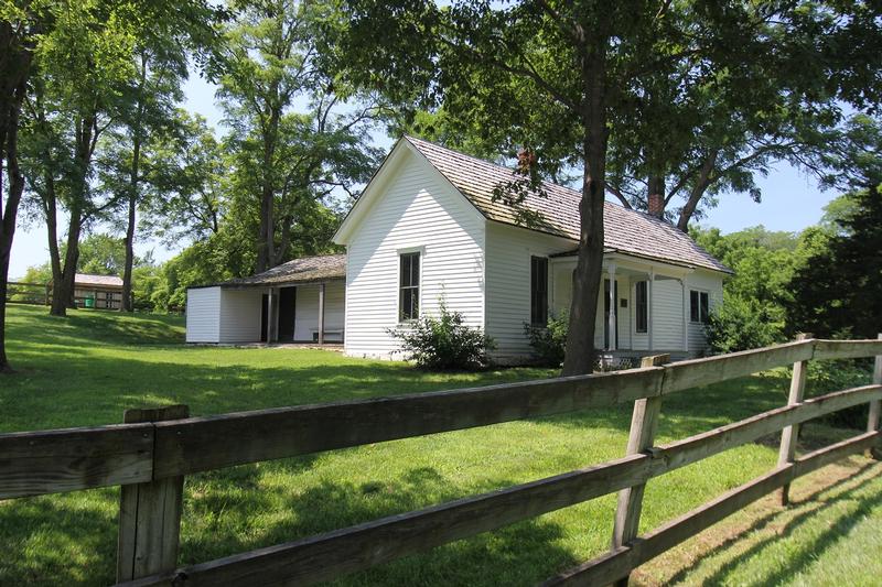 Jesse James Farm - MO - History's Homes