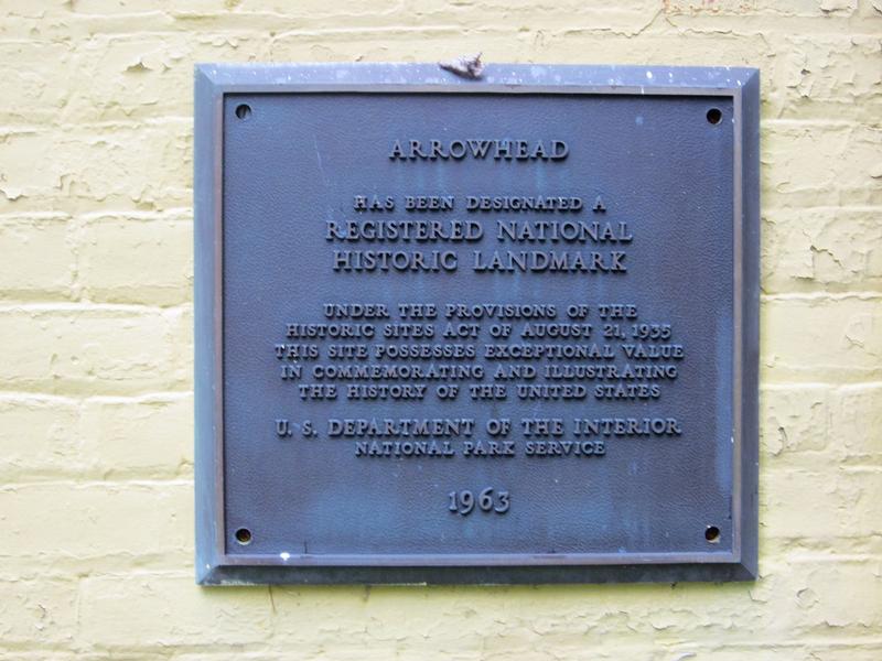 Arrowhead historic plaque - Pittsfield - History's Homes