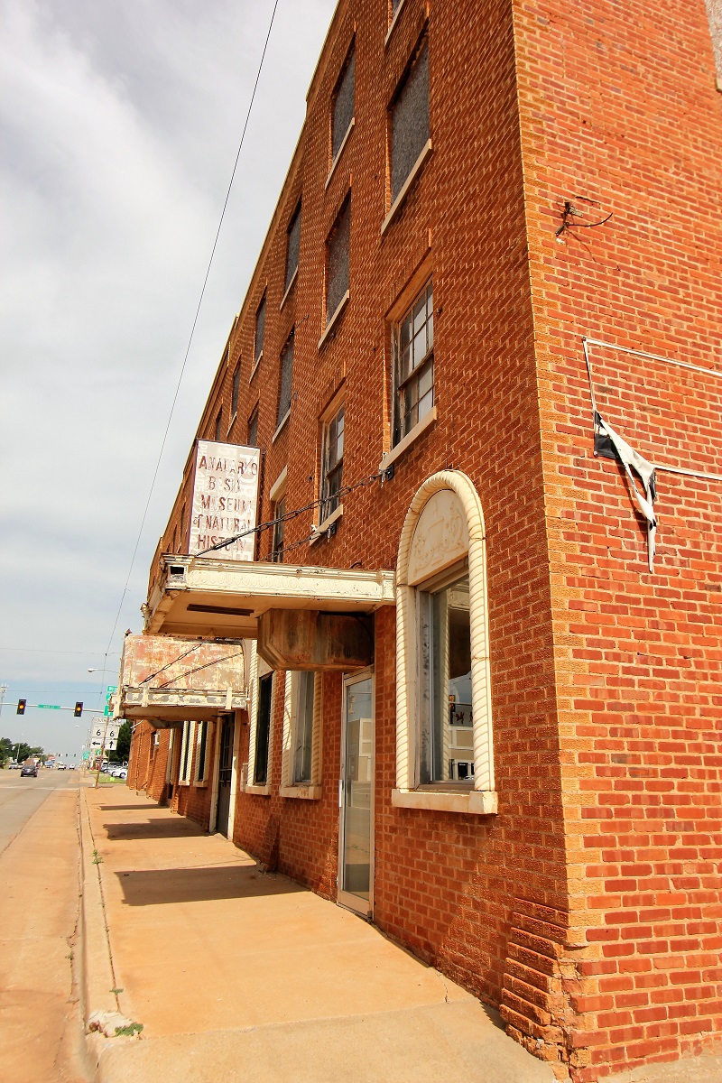 Casa Grande Hotel street view - Elk City - History's Homes