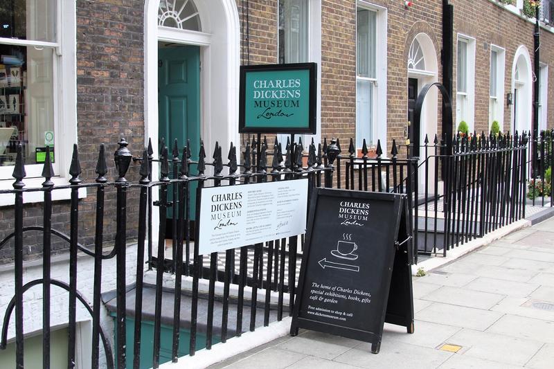 Charles Dickens Museum - London - History's Homes