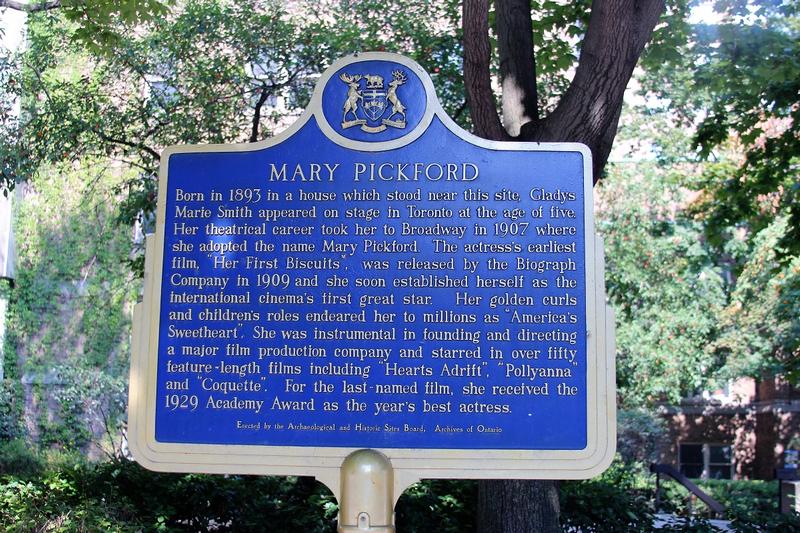 Mary Pickford Birthplace marker - Toronto - History's Homes