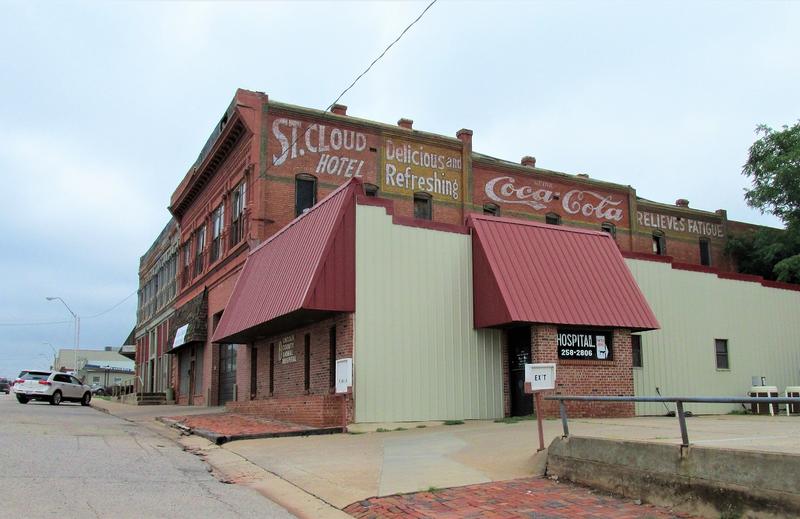 St. Cloud Hotel - Chandler - History's Homes