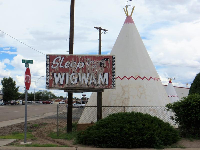 Wigwam Motel #6 sign - Holbrook - History's Homes