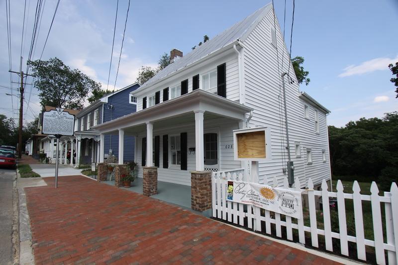 Patsy Cline Home - VA - History's Homes