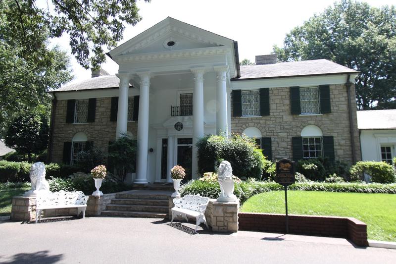 Graceland - Memphis - History's Homes