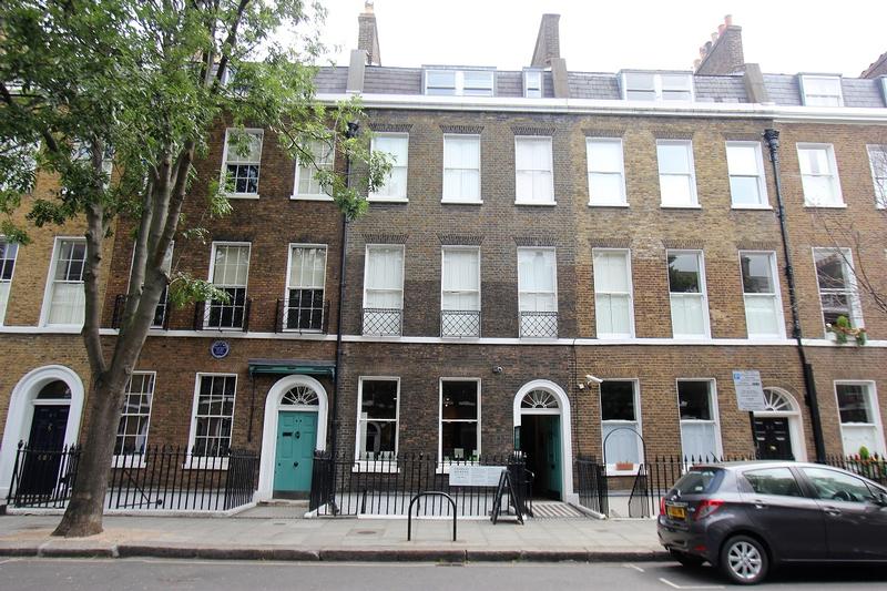 Charles Dickens Museum - London - History's Homes