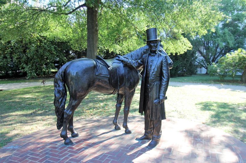 Lincoln Cottage statue - Washington, D.C. - History's Homes