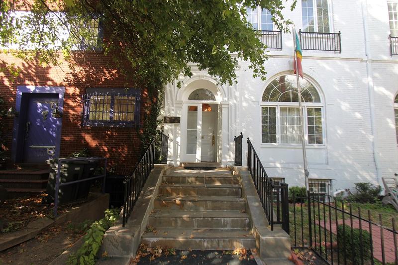 Franklin Delano Roosevelt Home front door - Washington, D.C. - History's Homes